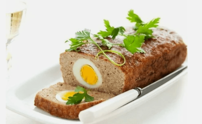 A roll of meat with an egg on a Ducan diet